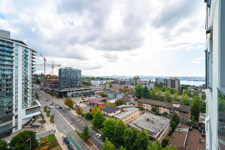 Property Photo: 158 W 13th Street 1503 BC V7M 0A7