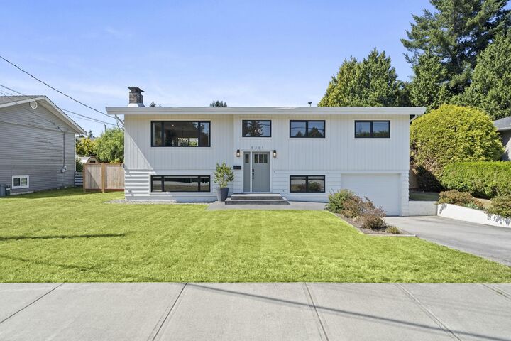 5301 10A Avenue — photo 1