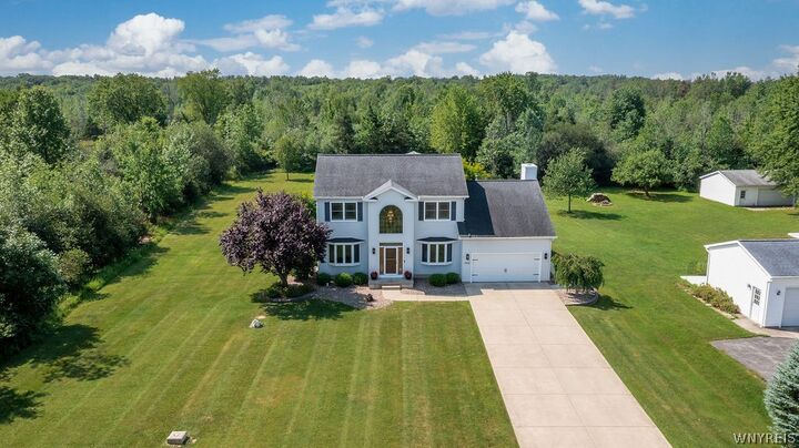 Property Photo:  2540 Whitehaven Road  NY 14072 