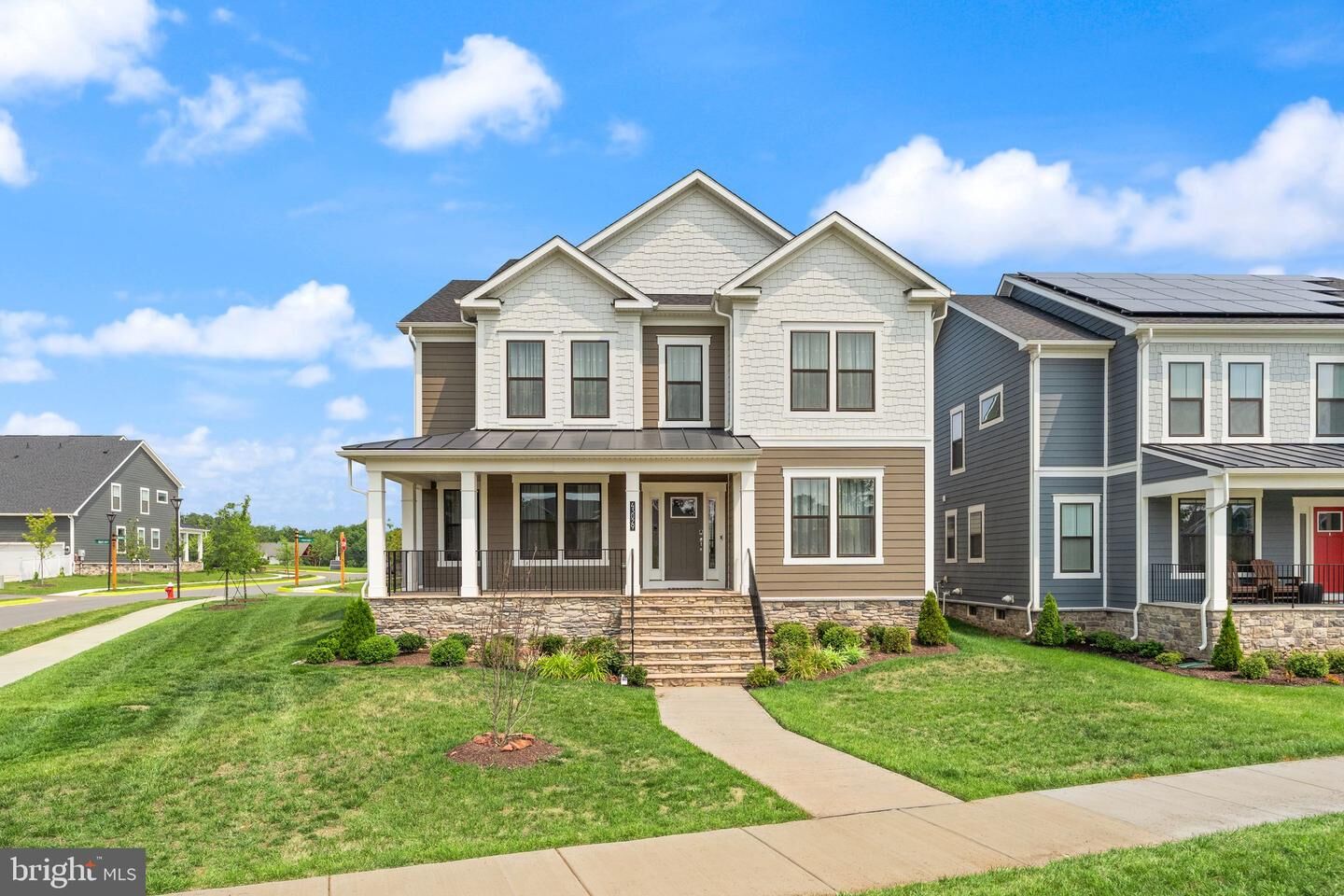 Property Photo:  43029 Fridays Run Lane  VA 20176 