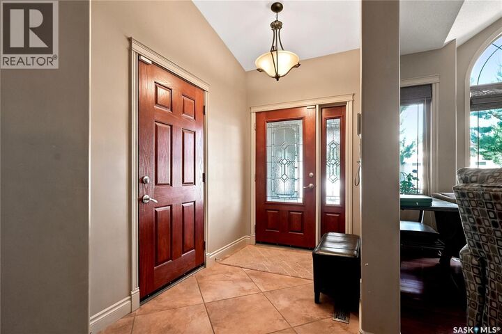Property Photo: 506 Vincent Crescent SK S7N 4G8