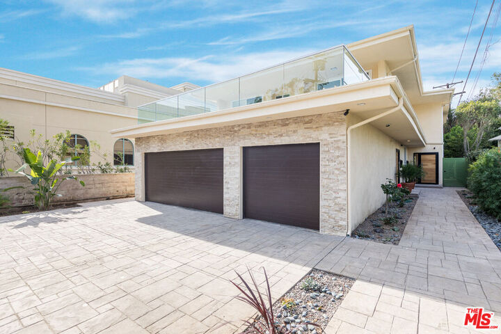 Property Photo:  717 S Westgate Ave  CA 90049 