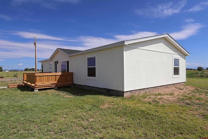 Property Photo:  217 E County Road 2 S Road  CO 81144 