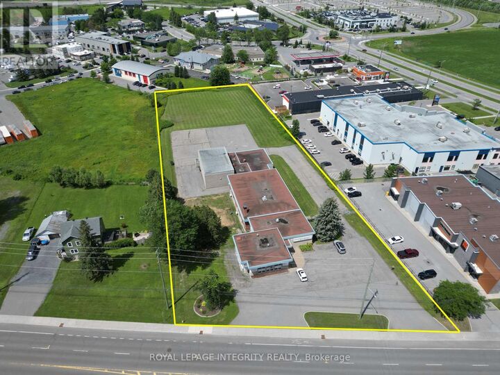 3775 St Joseph Boulevard — photo 1