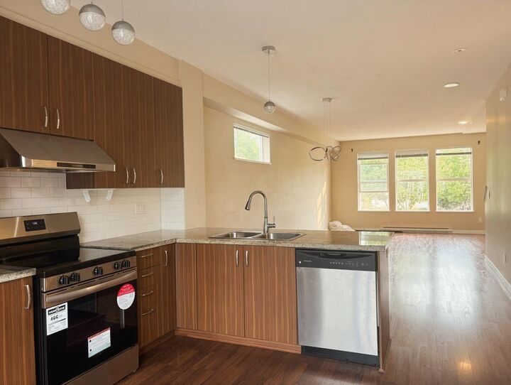 Property Photo:  10415 Delsom Crescent 41  BC V4C 0B1 