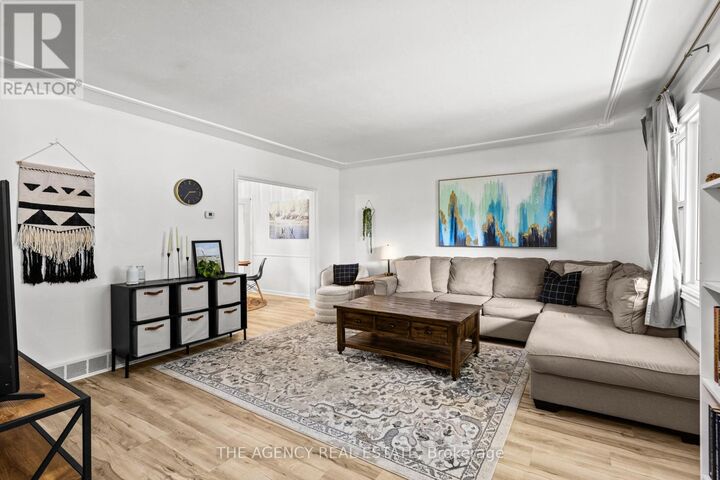Property Photo: 86 Hawkesbury Avenue ON N5V 2K1