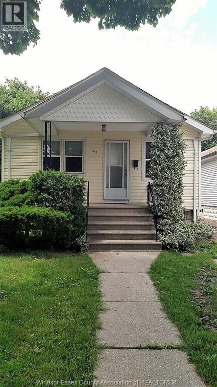 Property Photo:  751 Randolph  ON N9B 2T7 