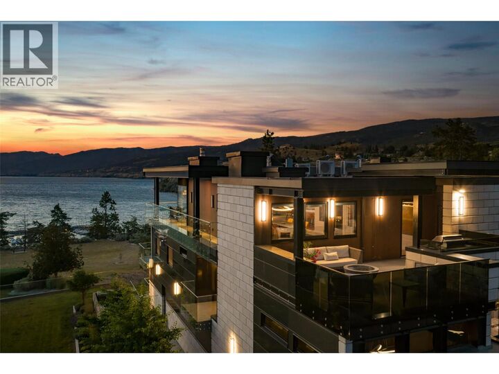 581 Vancouver Avenue — photo 1