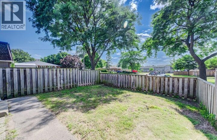 Property Photo: 797 Patterson Place A ON N3H 2N2