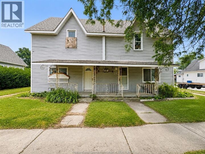 Property Photo:  24 Young Street  ON N0P 2L0 