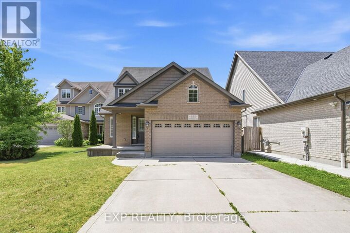 681 Silverfox Place — photo 1