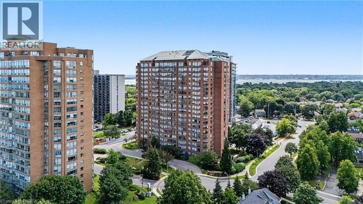 Property Photo:  1270 Maple Crossing Boulevard 204  ON L7S 2J3 