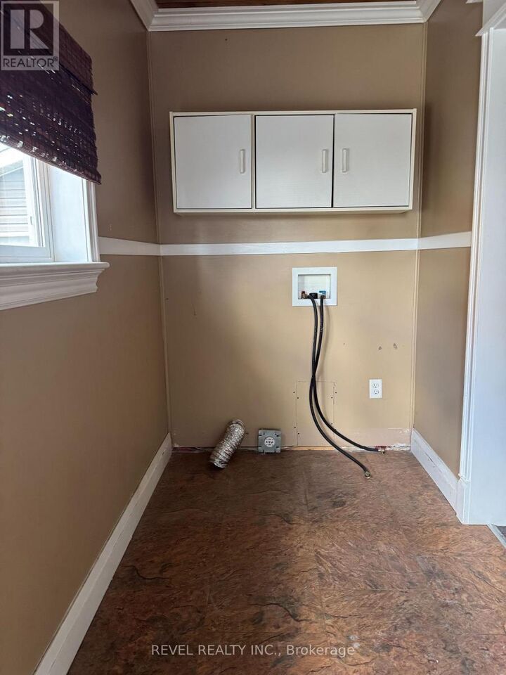 Property Photo: 56 Strachan Avenue ON P0N 1H0