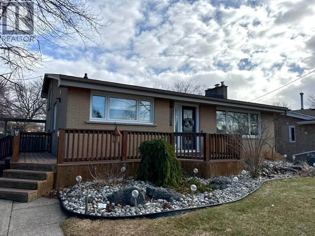 Property Photo: 1137 Gurd Street ON N7V 4B2