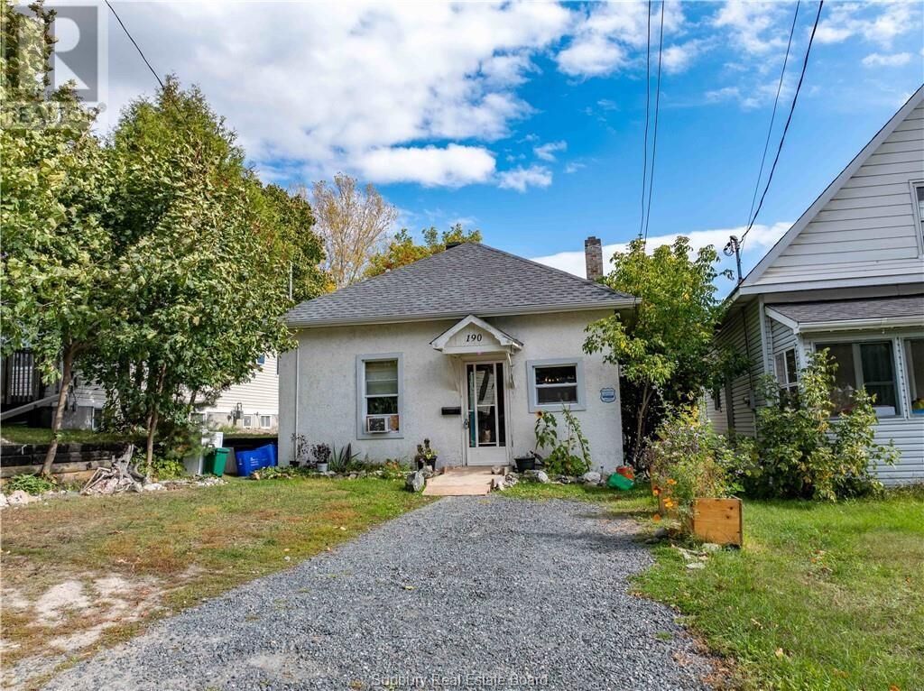 Property Photo:  190 Eyre Street  ON P3C 4B2 