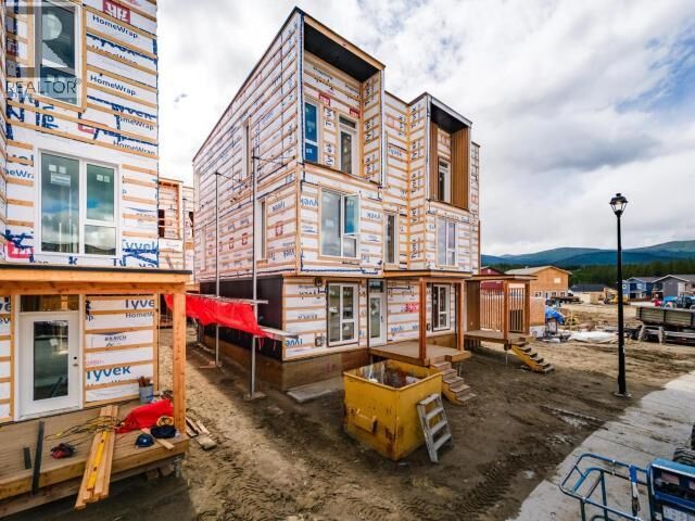 Property Photo: 1-244 Witch Hazel Drive YT Y1A 0T6