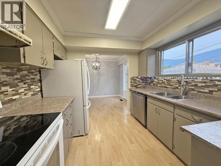 Property Photo: 398 Western Avenue BC V2G 2H7