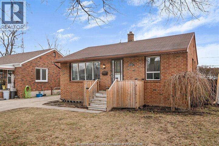 Property Photo:  1217 Harrison 1  ON N9C 3J4 