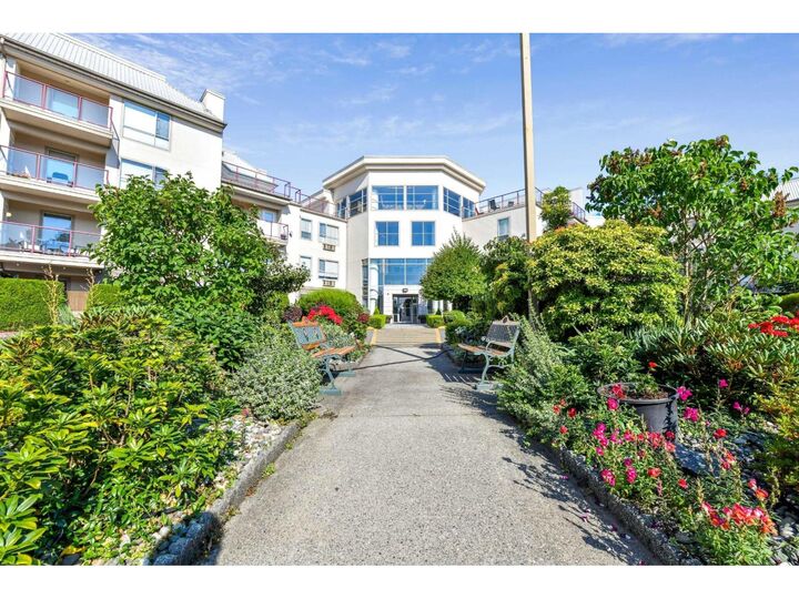 Property Photo:  2626 Countess Street 322  BC V2T 5P3 