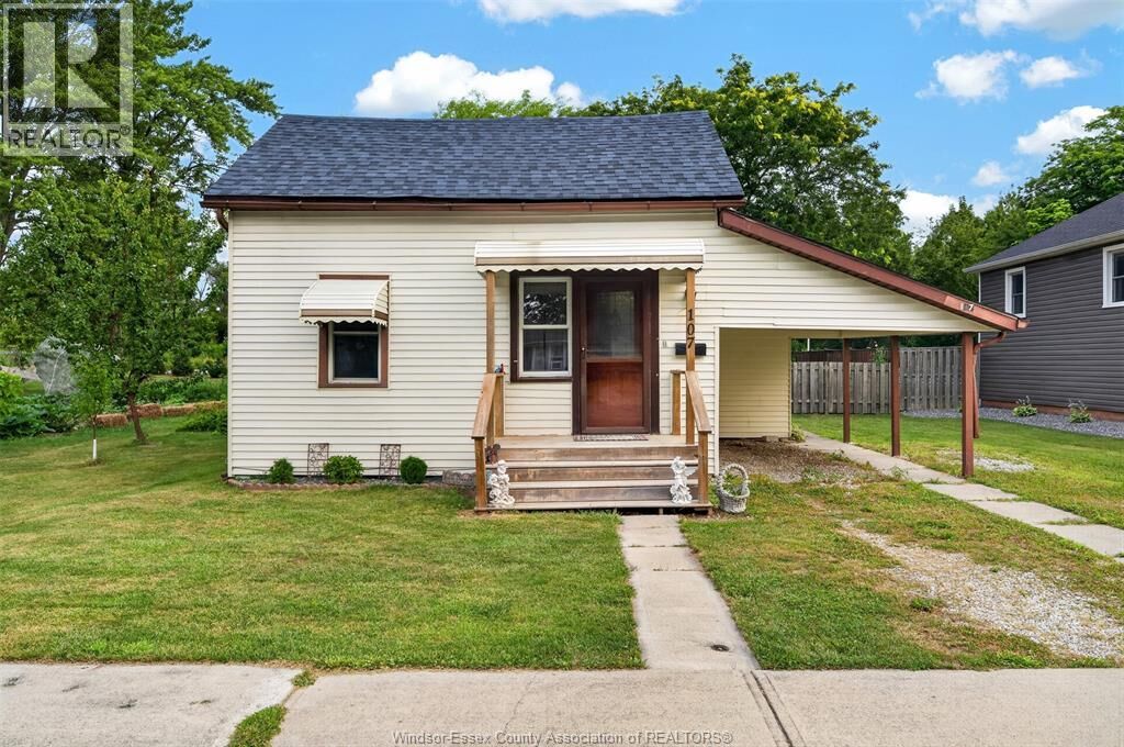 Property Photo:  107 Wilson  ON N8M 2M3 