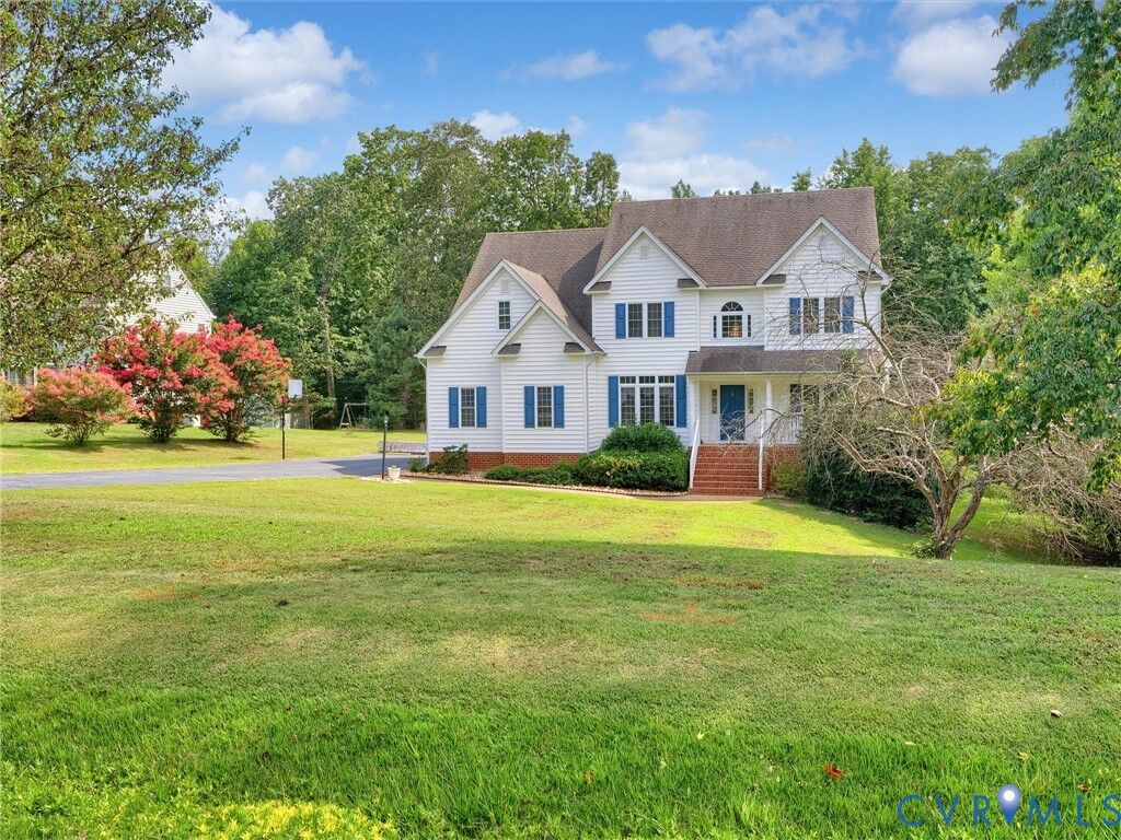 Property Photo:  16313 Dragonnade Trail  VA 23113 