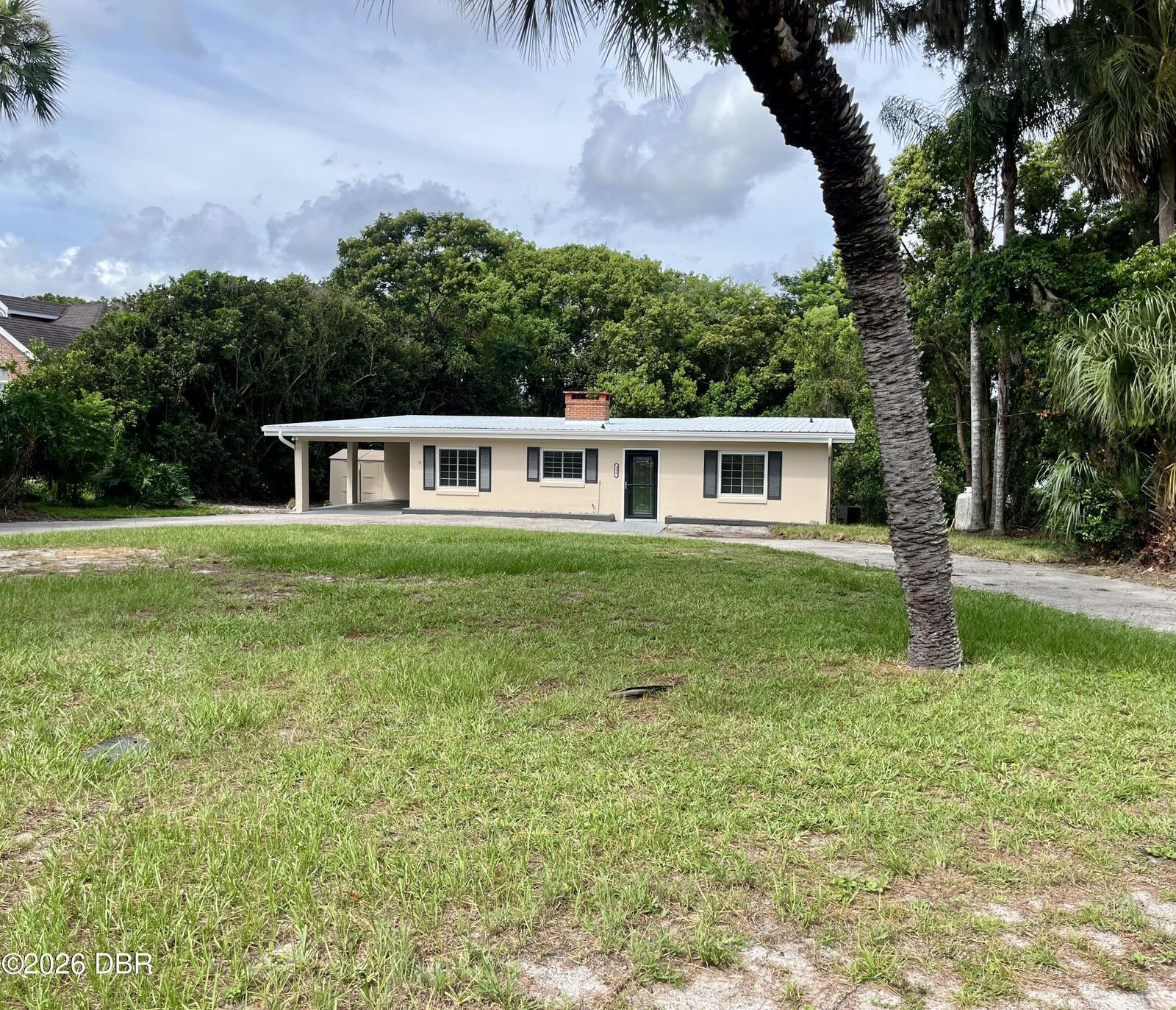 Property Photo:  550 Queens Mirror Circle  FL 32707 