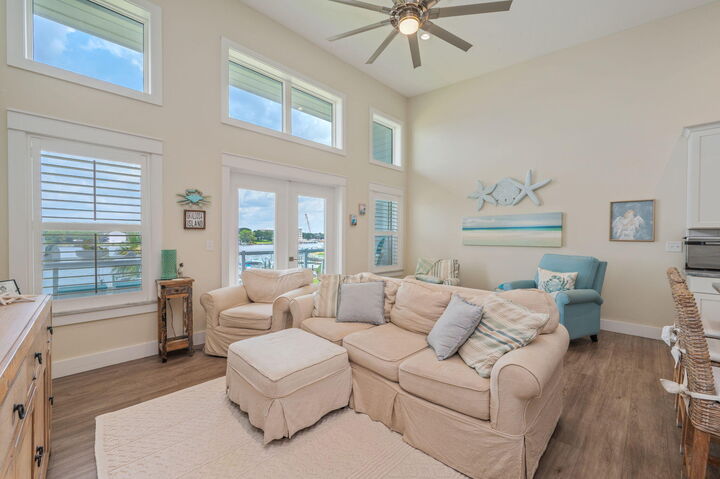 Property Photo:  340 Bluefish Drive 108  FL 32548 