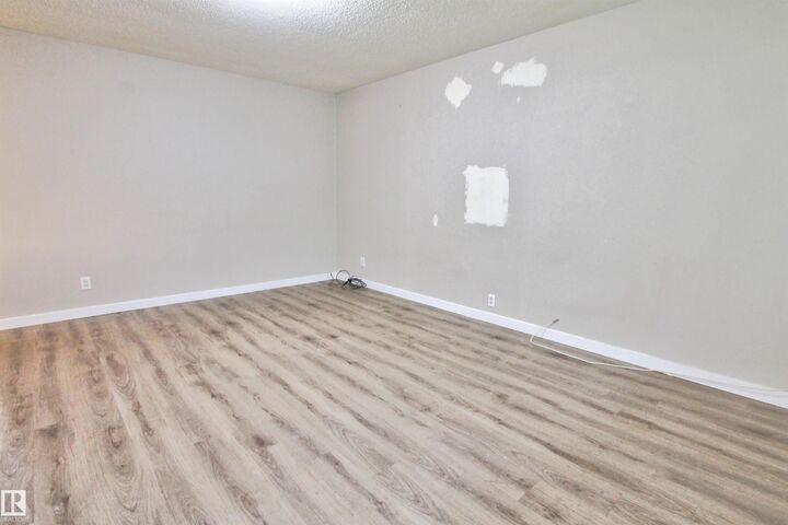 Property Photo:  11338 85 Street NW  AB T5B 3C8 