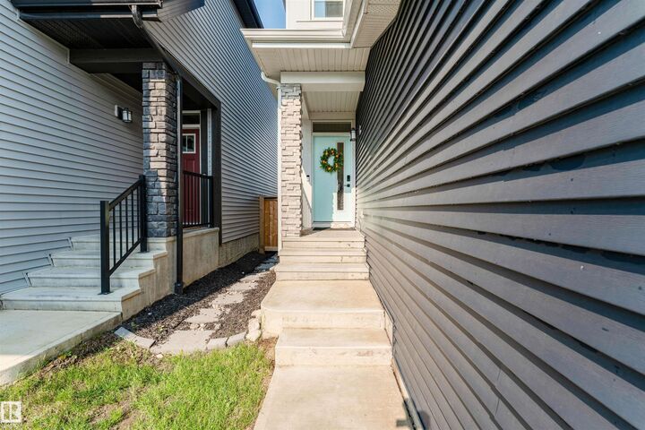 Property Photo:  13048 211 Street NW  AB T5S 0P5 