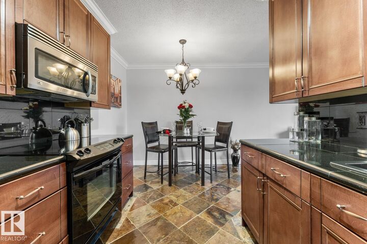 Property Photo:  911 10 Street 307  AB T9M 1J8 