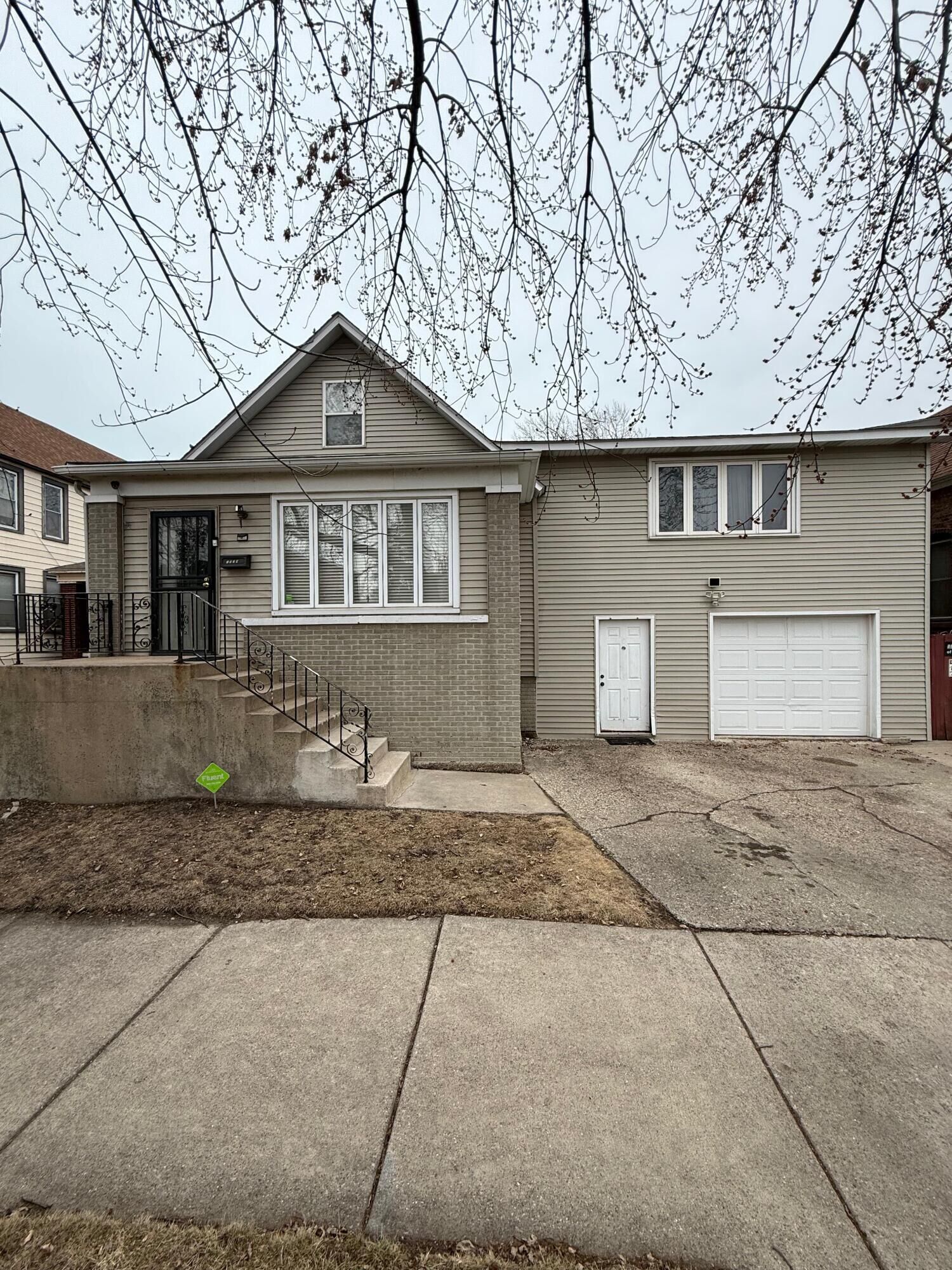 Property Photo: 1539 Myrtle Avenue IN 46394
