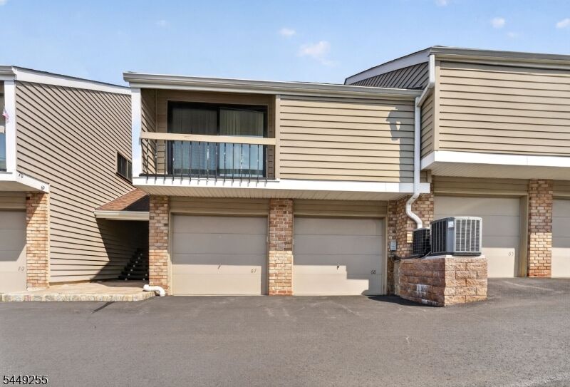 Property Photo:  68 Overlook Dr  NJ 08809 