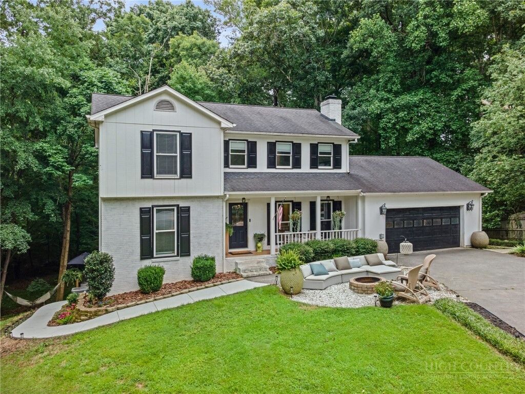 Property Photo:  1450 Old Coach Road  NC 27284 
