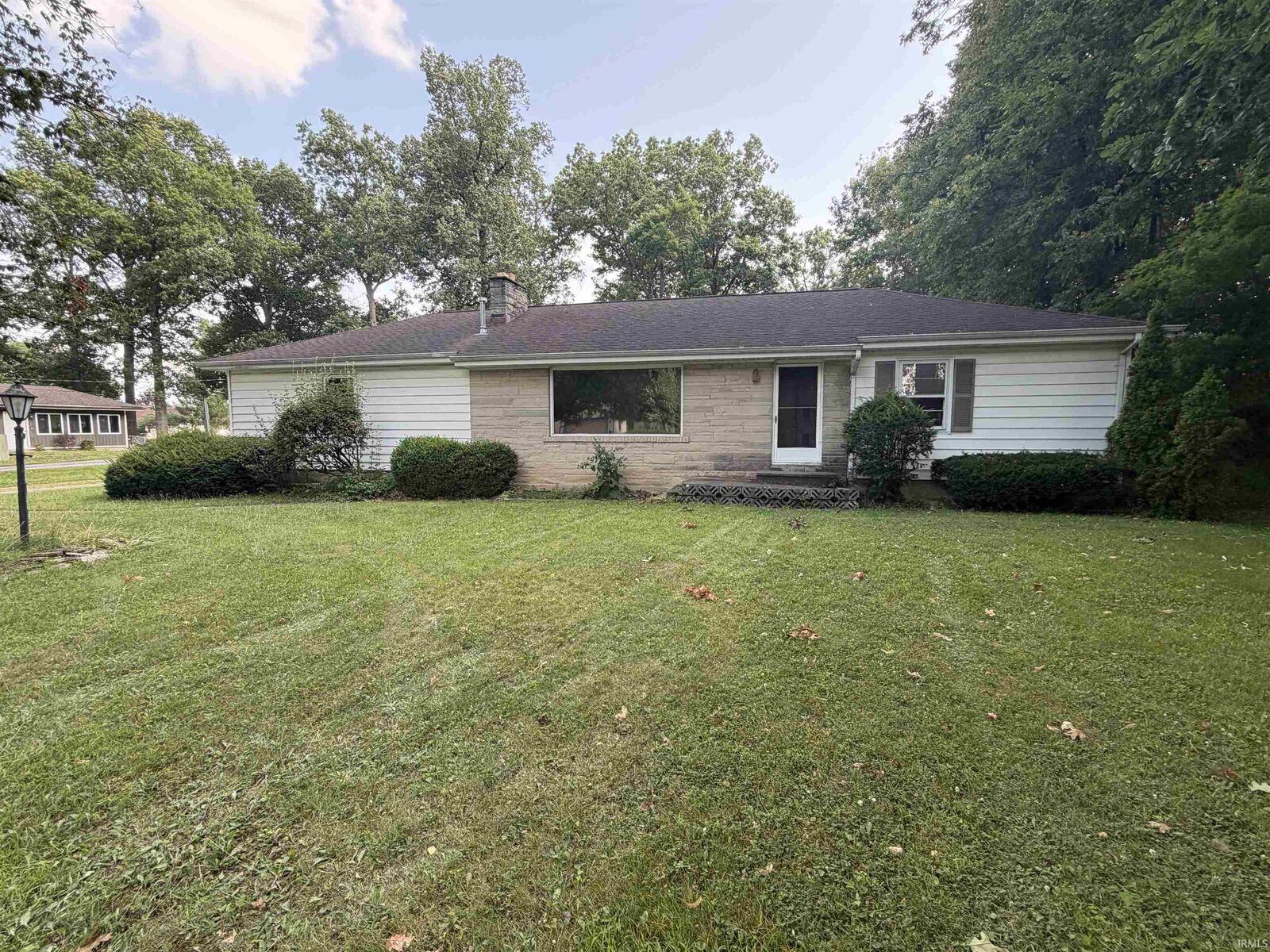 Property Photo:  1033 Windsor Road  IN 46825 