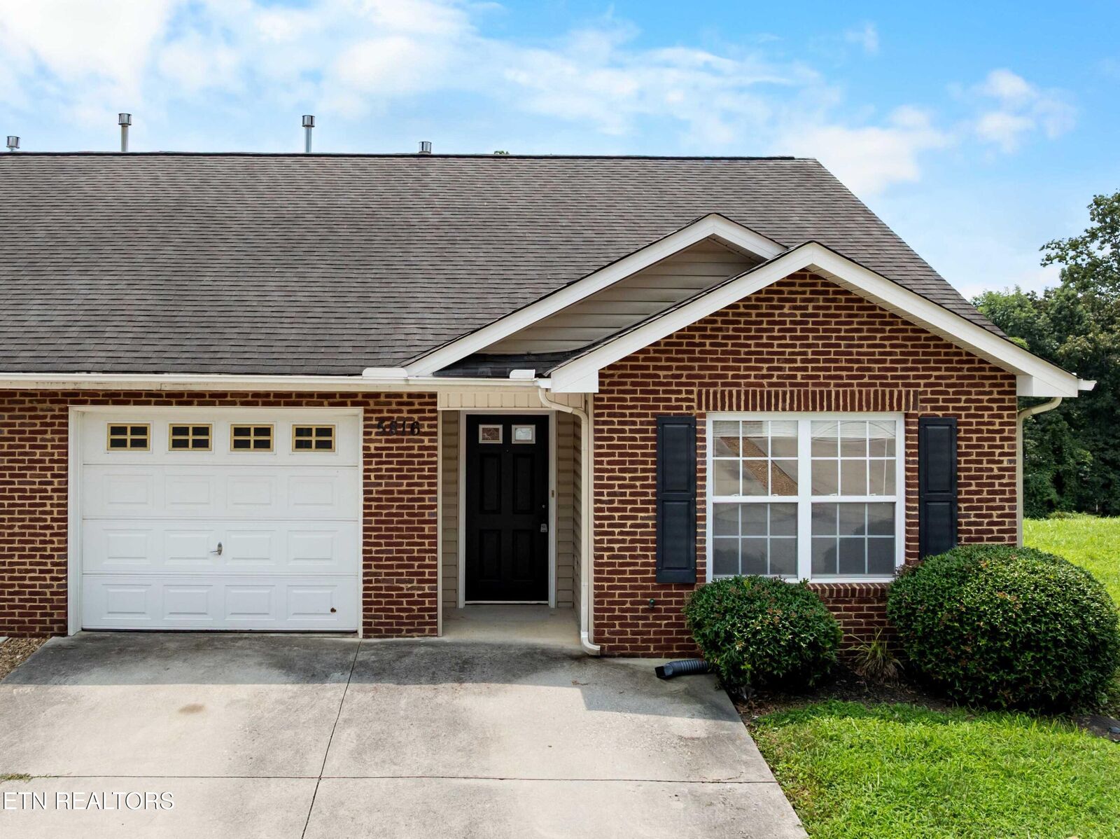 Property Photo:  5816 Metropolitan Way  TN 37921 