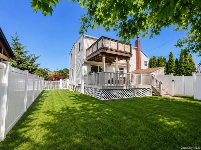 Property Photo: 42 Marbourne Road NY 11714