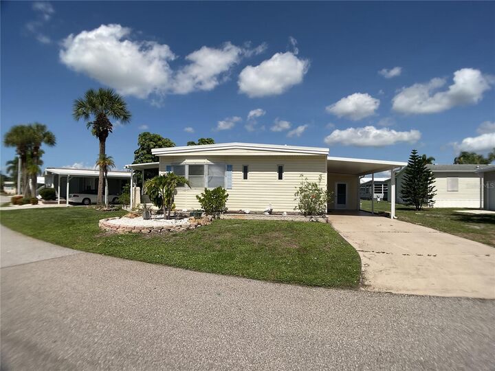 Property Photo:  2100 Iroquois Trail 116  FL 33980 