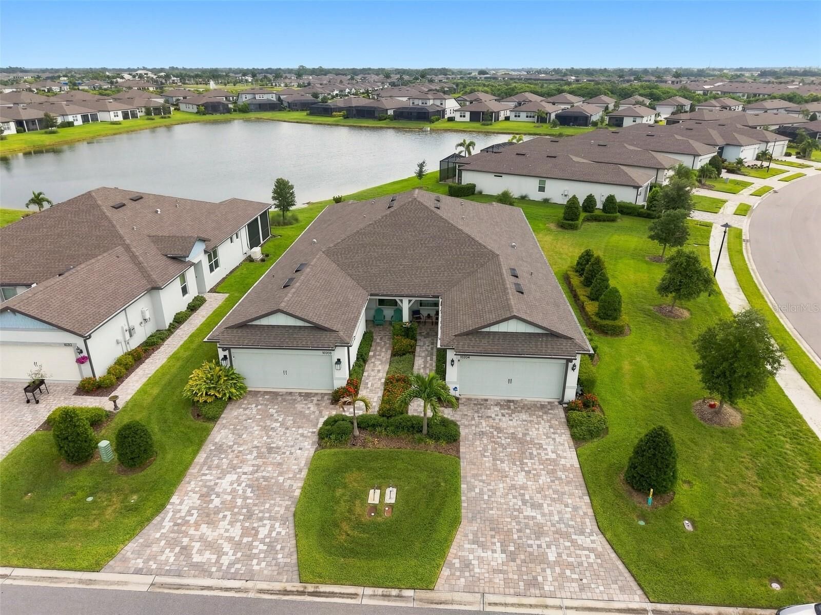 Property Photo:  10208 Coastal Shores Drive  FL 34219 