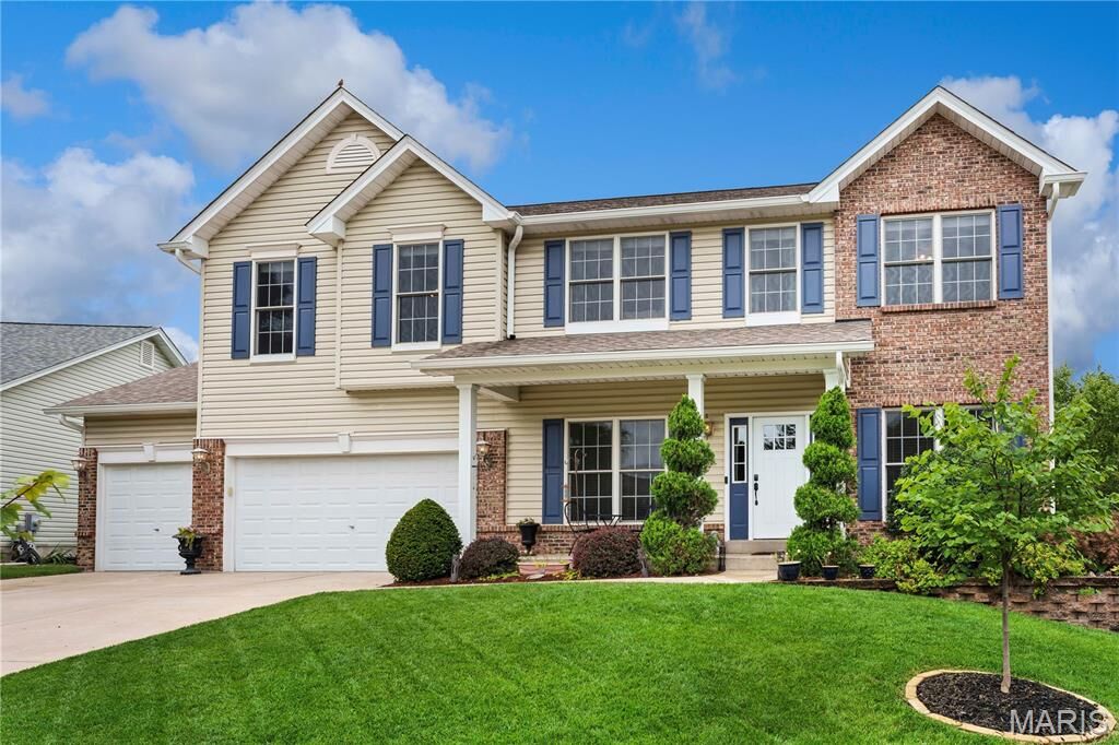 Property Photo:  1627 Wainscott Court  MO 63366 