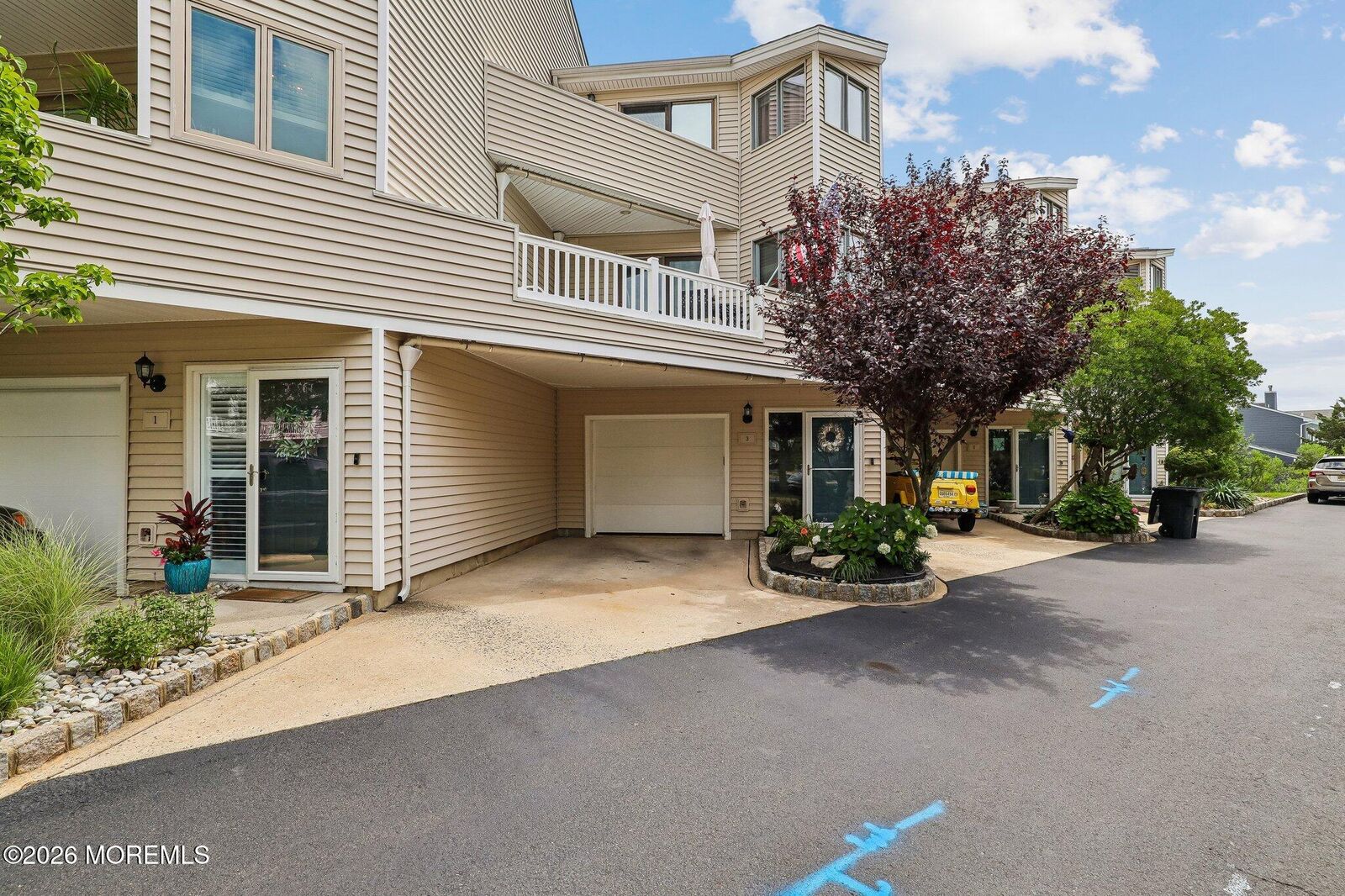Property Photo:  3 Newport Court  NJ 07740 