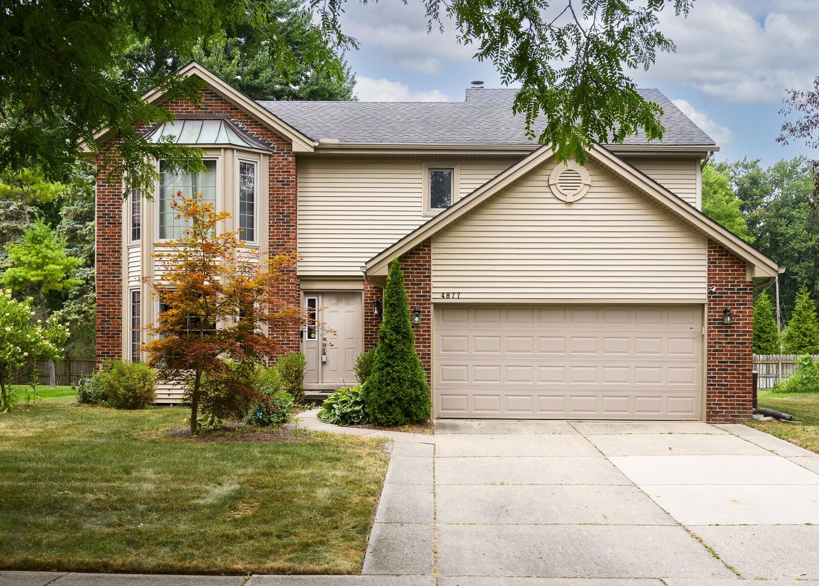 Property Photo: 4877 Davis Court MI 48085