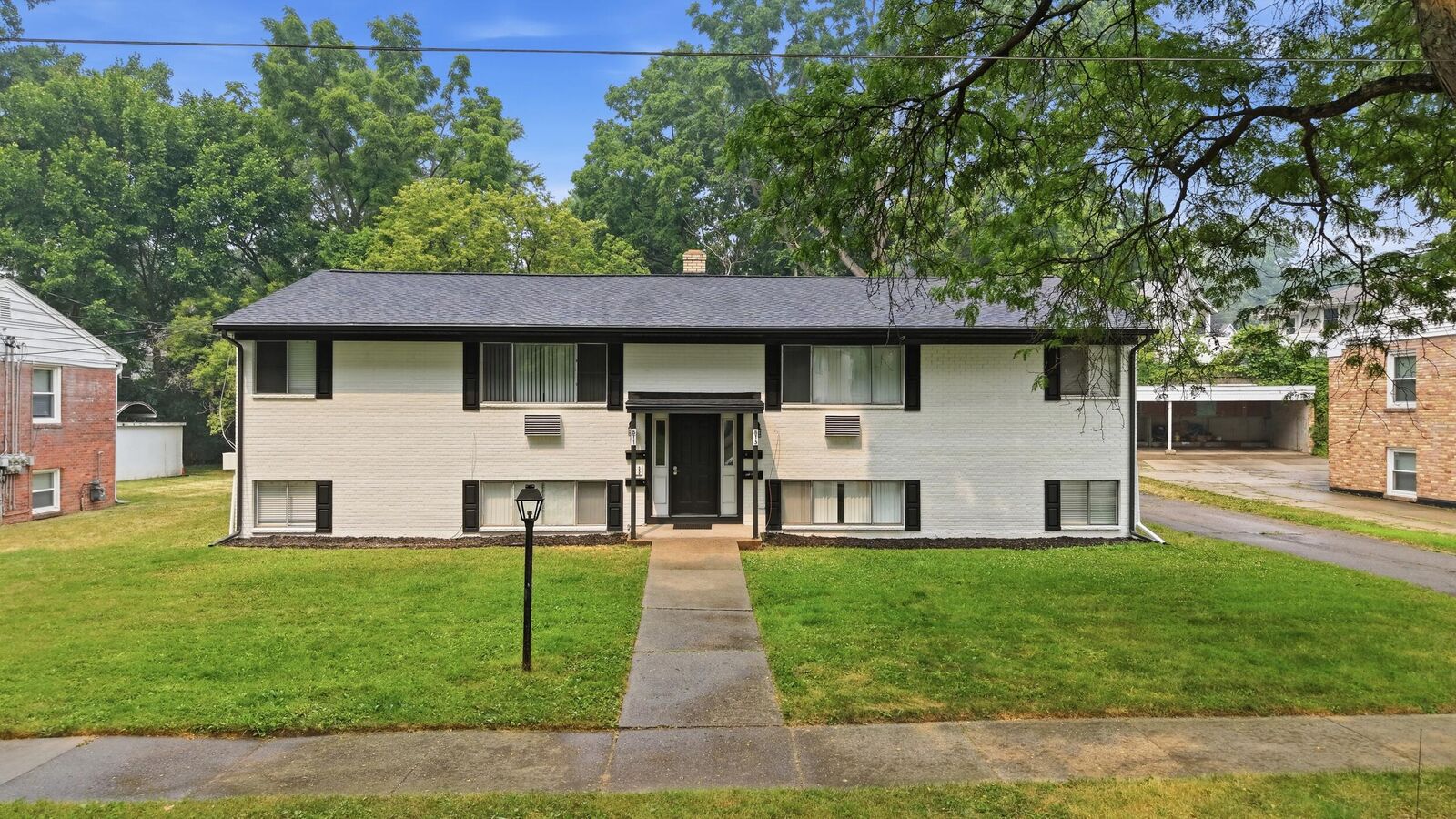 Property Photo:  813 NE Carrier Creek Boulevard NE  MI 49503 