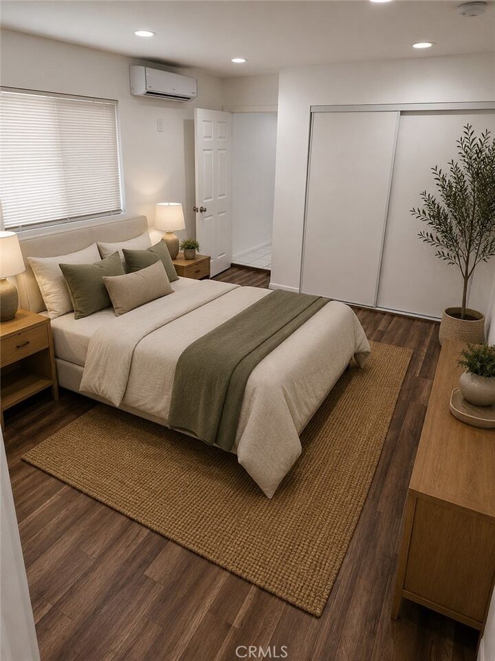 Property Photo:  2458 Chestnut  CA 90806 