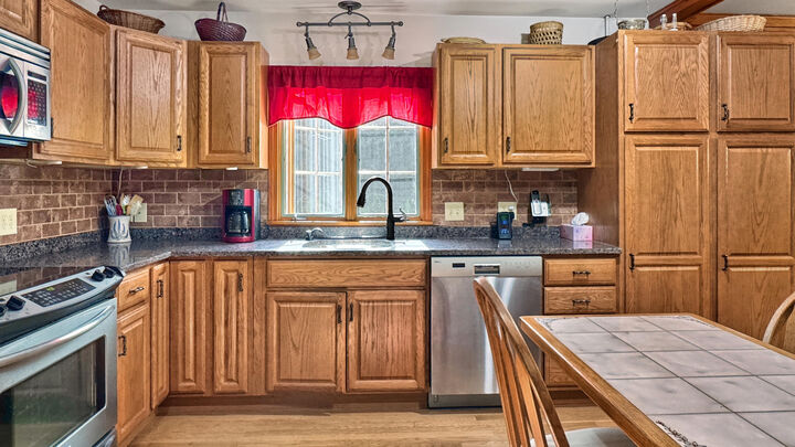 Property Photo: 185 Lebanon Street ME 04073