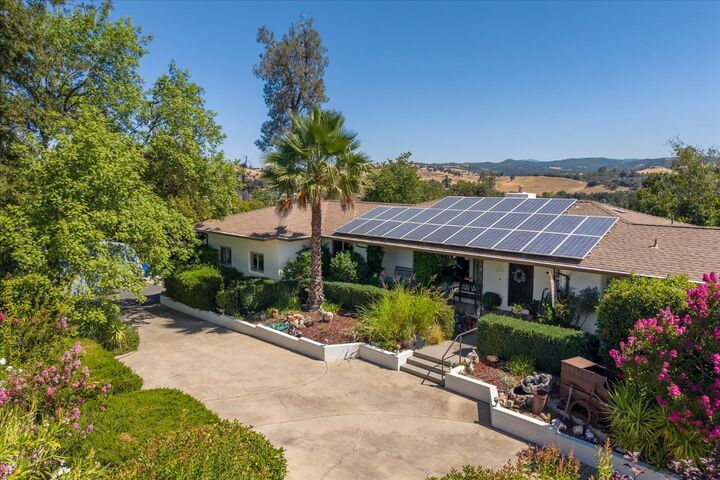 Property Photo:  1253 Fairview  CA 95222 