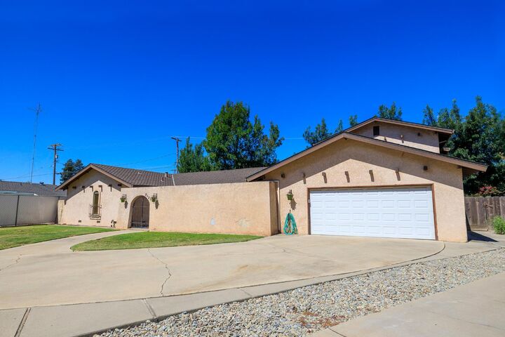 Property Photo:  2121 Cumberland Drive  CA 95382 