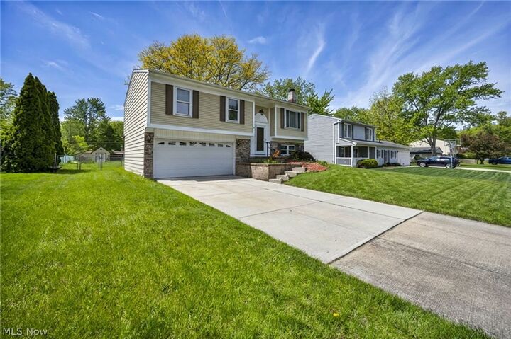 Property Photo: 8600 Brentwood Drive OH 44138