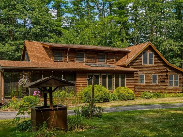 Property Photo: 709 West Milton Road VT 05468