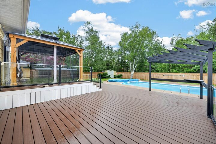 Property Photo:  58 Erinmore Drive  NS B1M 1A7 
