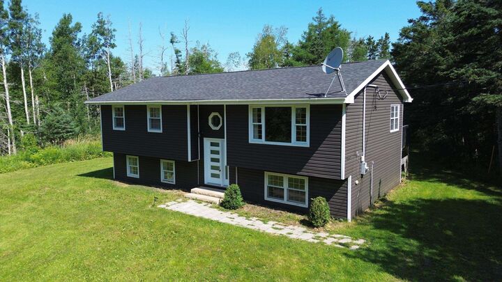 Property Photo: 9 Old Rocky Ridge NS B0E 2W0
